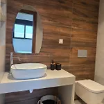 Apartman Cozy Romantic With Pool & Sea View Rastoni Melíszi