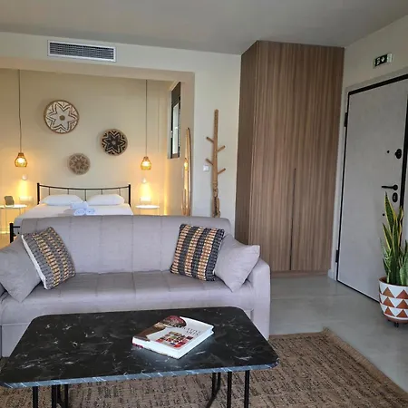 Rastoni Sea View With Shared Pool Apartment *