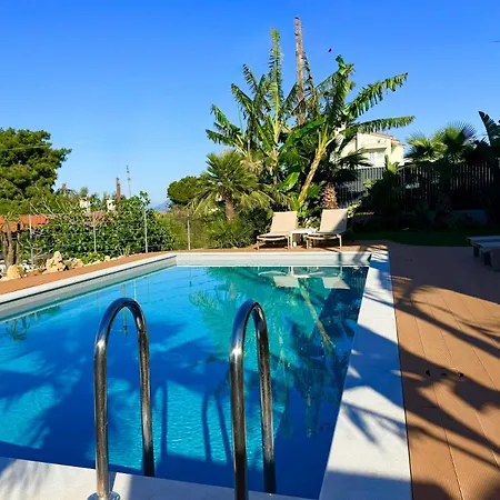 Apartment Rastoni Sea View With Shared Pool Melíssion