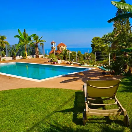 Rastoni Sea View With Shared Pool Melíssion