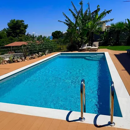 Rastoni Sea View With Shared Pool Melíssion