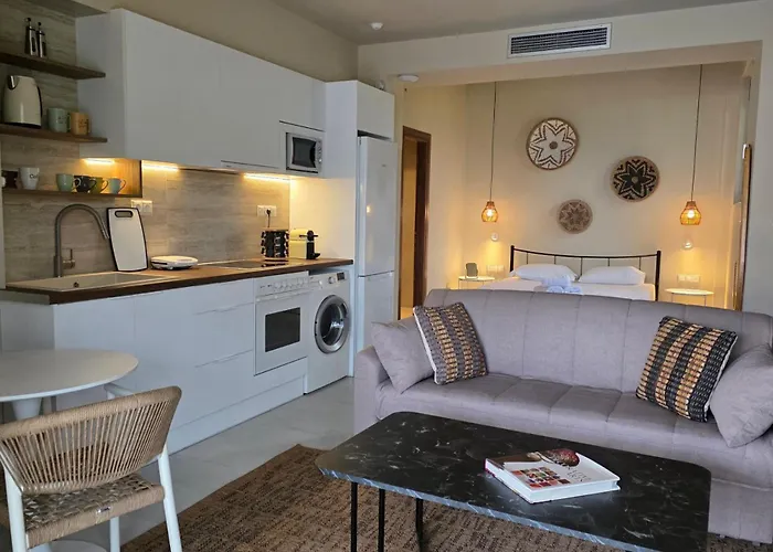 Cozy Romantic With Pool & Sea View Rastoni *